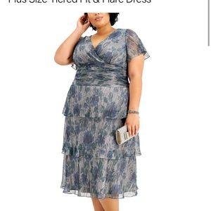 Floral Fit and Flare Plus Size Dress